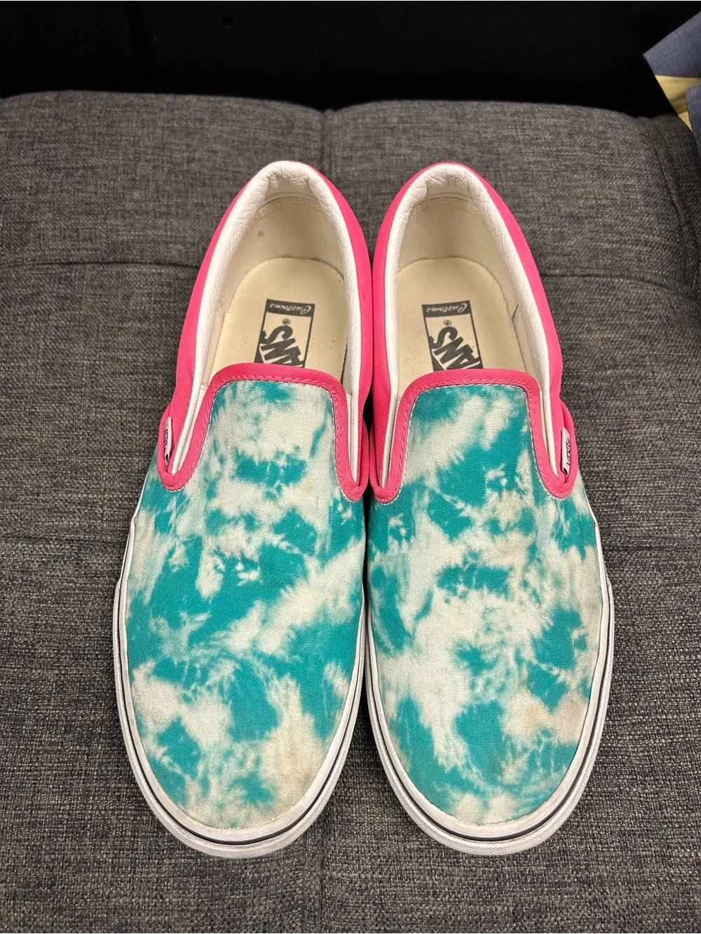 Vans Custom Slip-On Sneakers in Teal & Hot Pink. Size 9.5 men’s. Gently worn